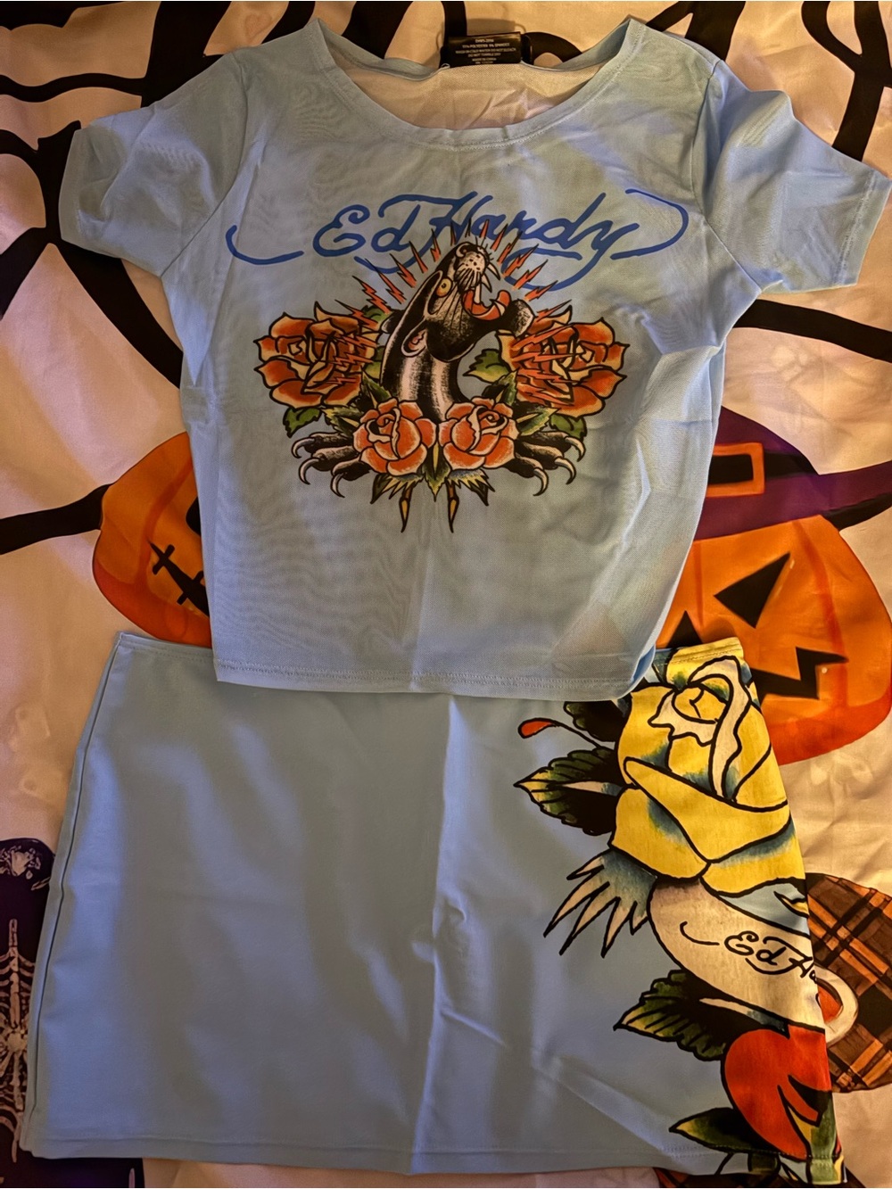 Ed Hardy Women’s Light Blue Rose Graphic Set